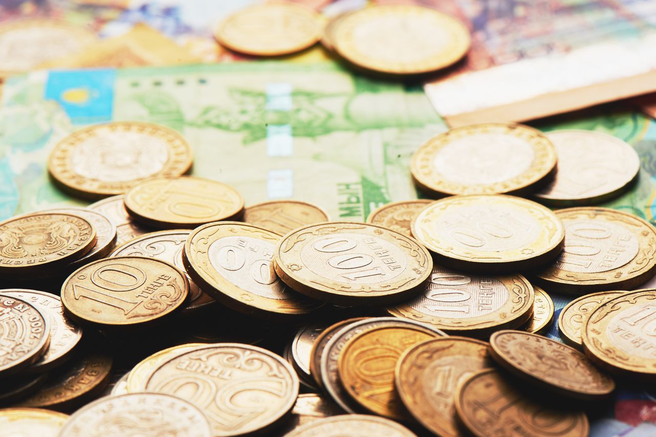 Fixed mortgage rates rise as bond yields climb despite steady Bank of Canada rate