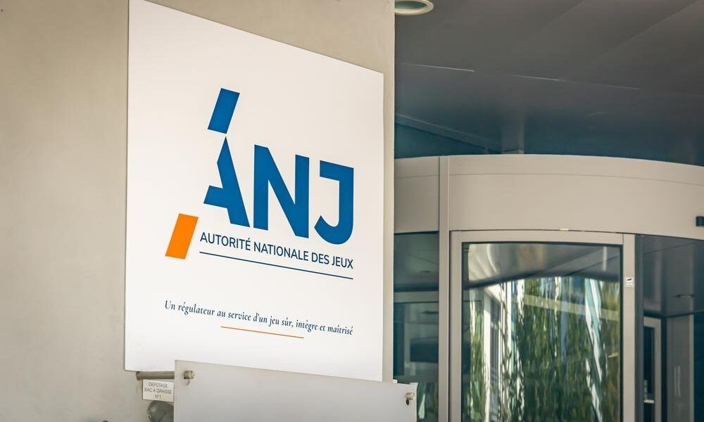 French regulator warns video games act as gateway to real money gambling