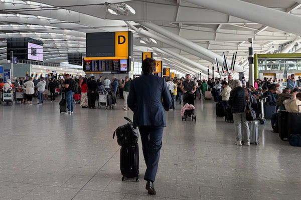 Heathrow air traffic control system failure causes global flight disruptions, impacts Toronto Pearson operations