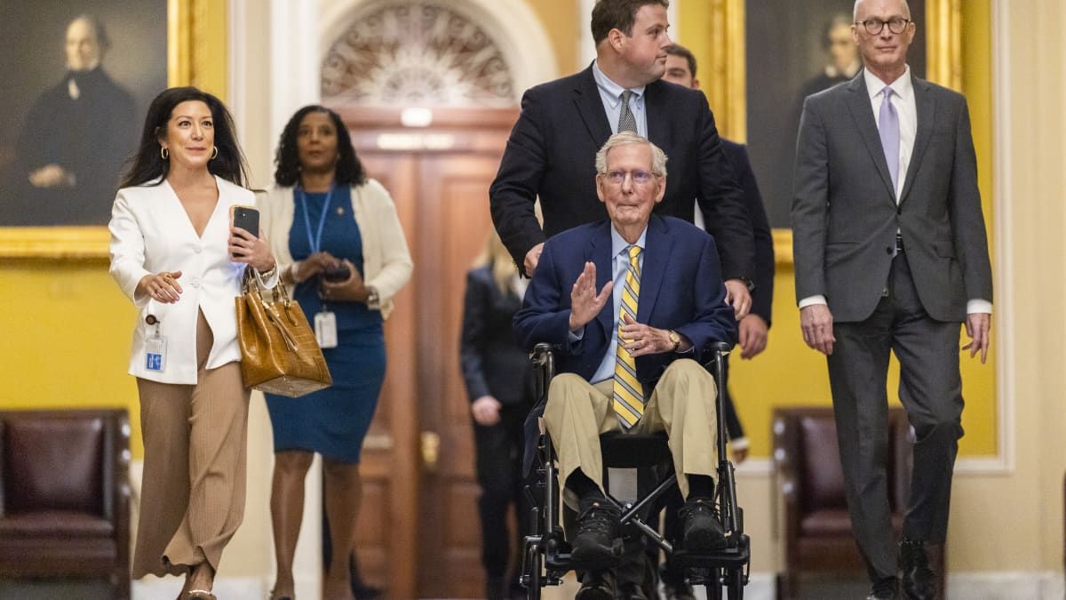 Mitch McConnell Returns to Senate After Three-Month Absence Following Hospitalization