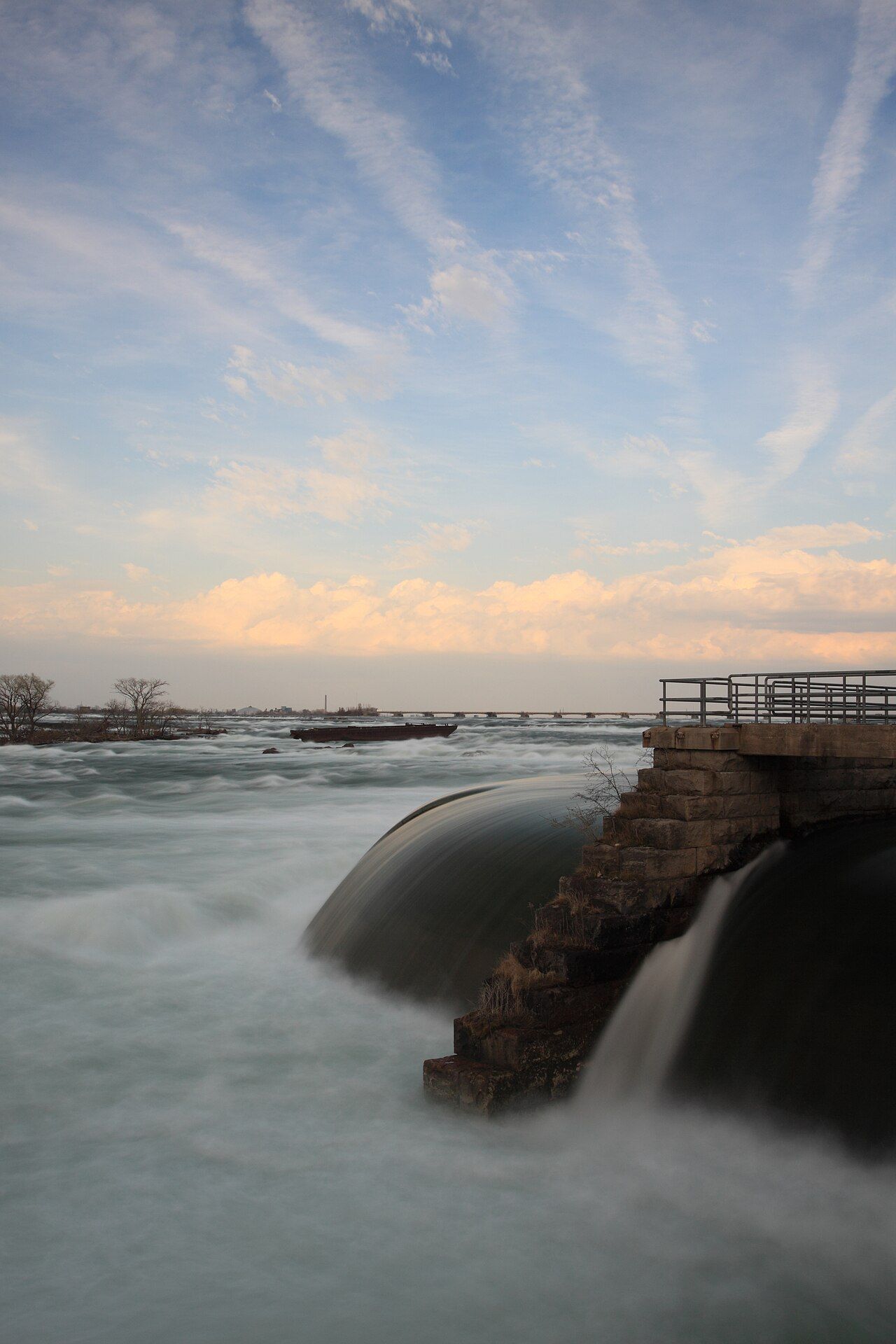 Ontario seeks $3 billion in casino investment for Niagara region expansion