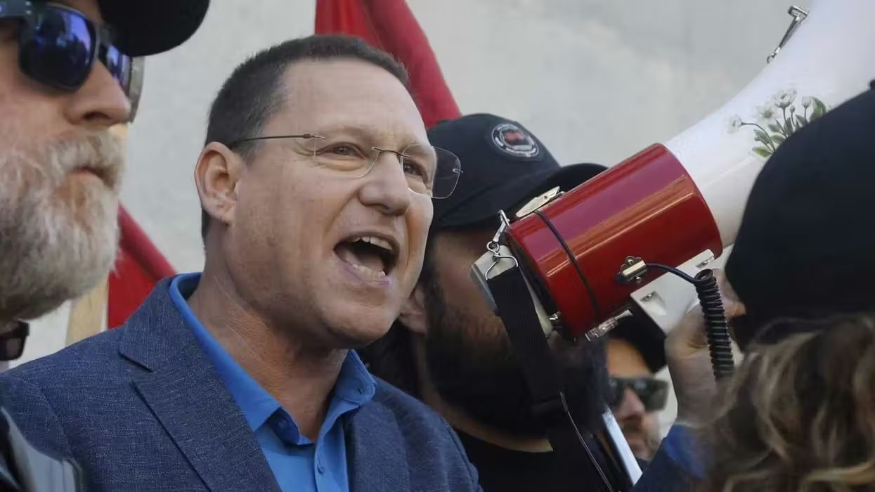 Opposition sees political opening in Liberal bill on labour and environment