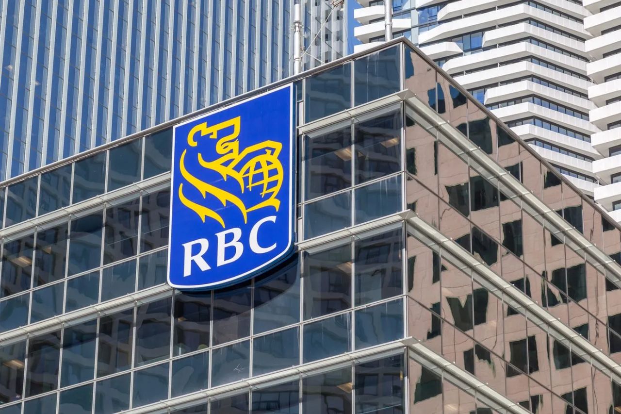RBC warns Canada's energy sector faces risk of costly overruns in $100-billion build-out