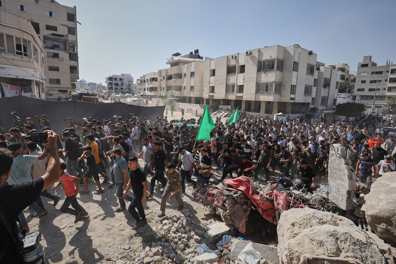 Trump Administration Approves $2.8 Billion Weapons Sale to Israel Including Controversial 2,000-Pound Bombs
