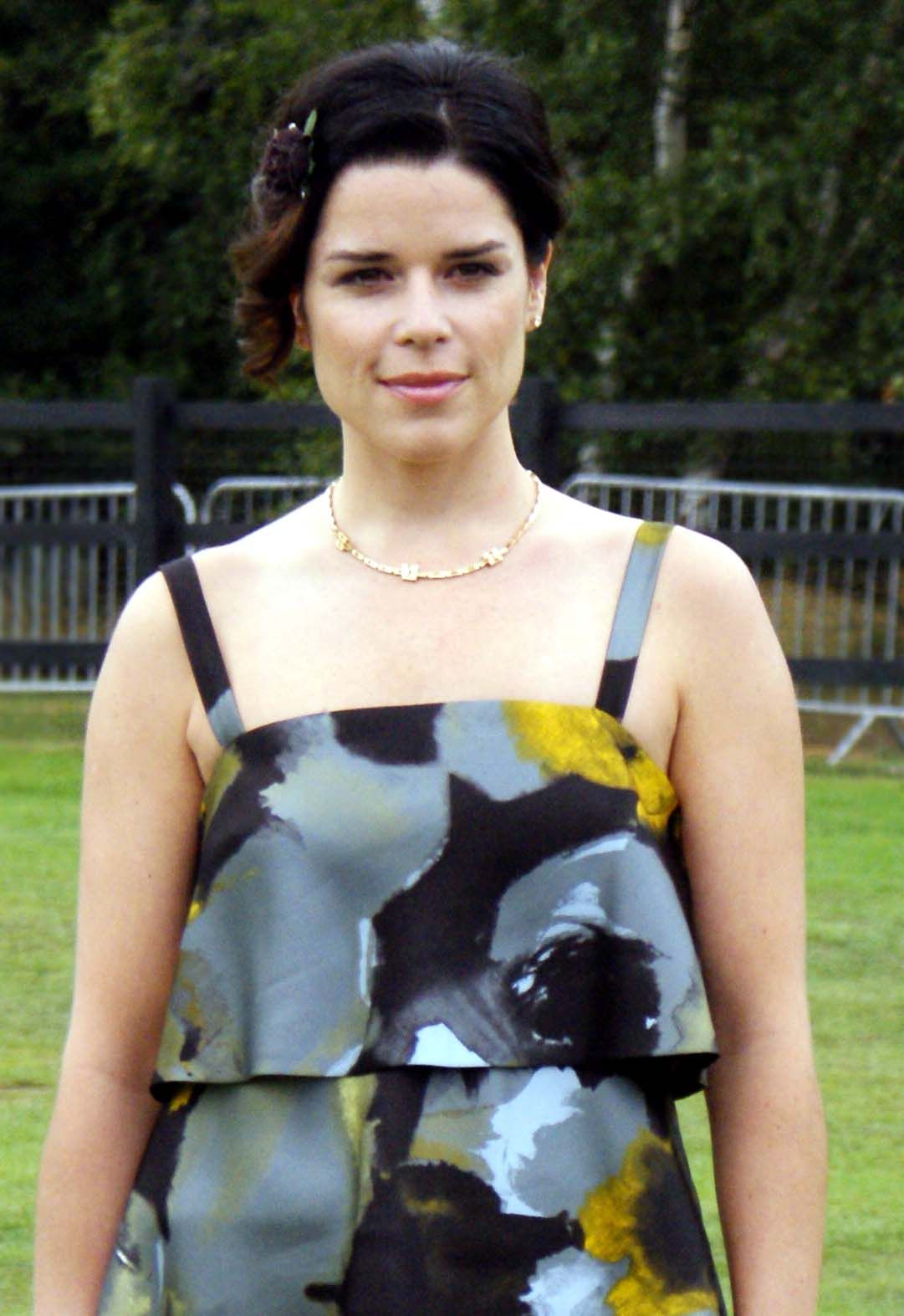 Actress Neve Campbell