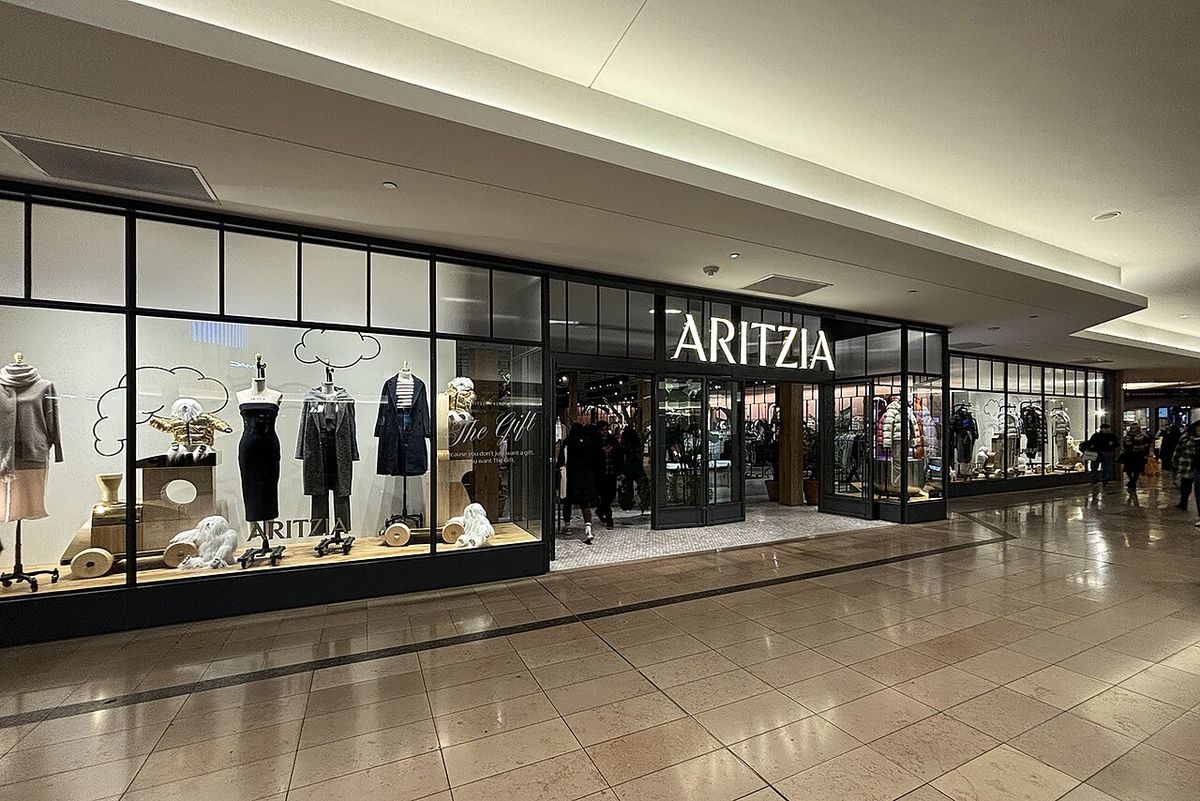 ARITZIA in CF Sherway Gardens