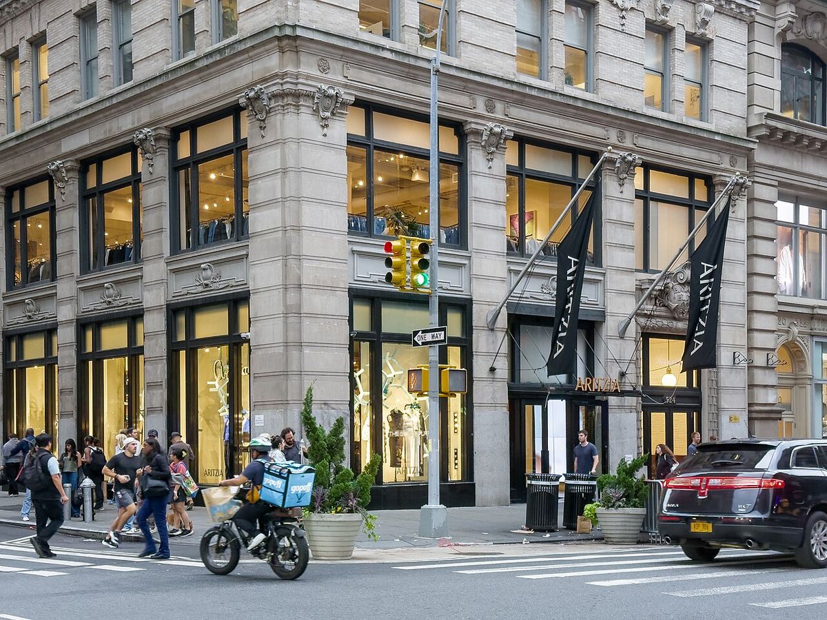 Aritzia