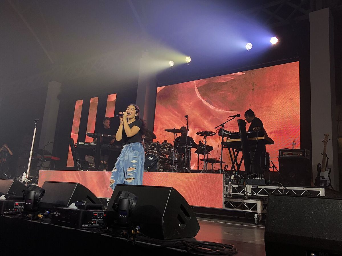 Alessia Cara performing in Sydney on August 15, 2018.