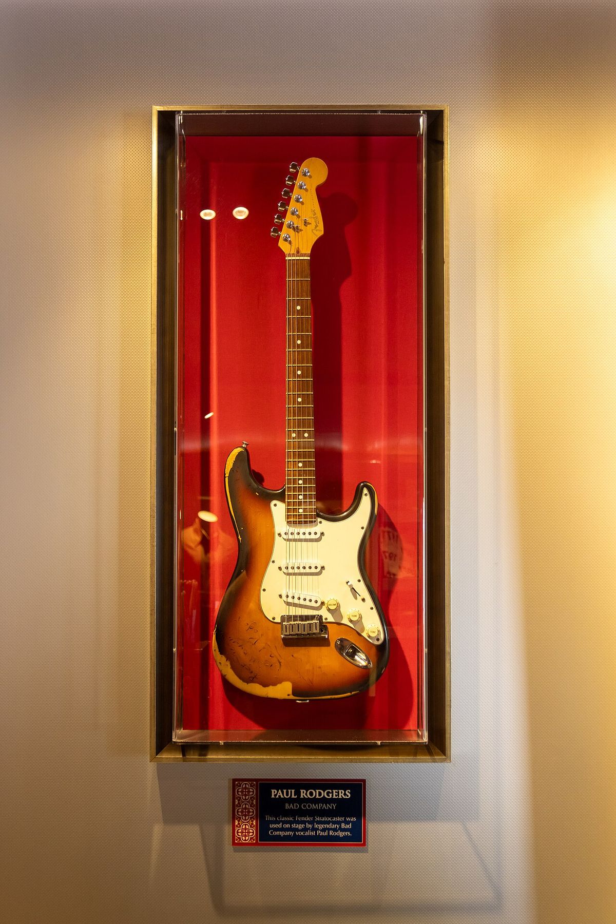 Fender Stratocaster used by Paul Rodgers, on display at Hard Rock Cafe, Tenerife