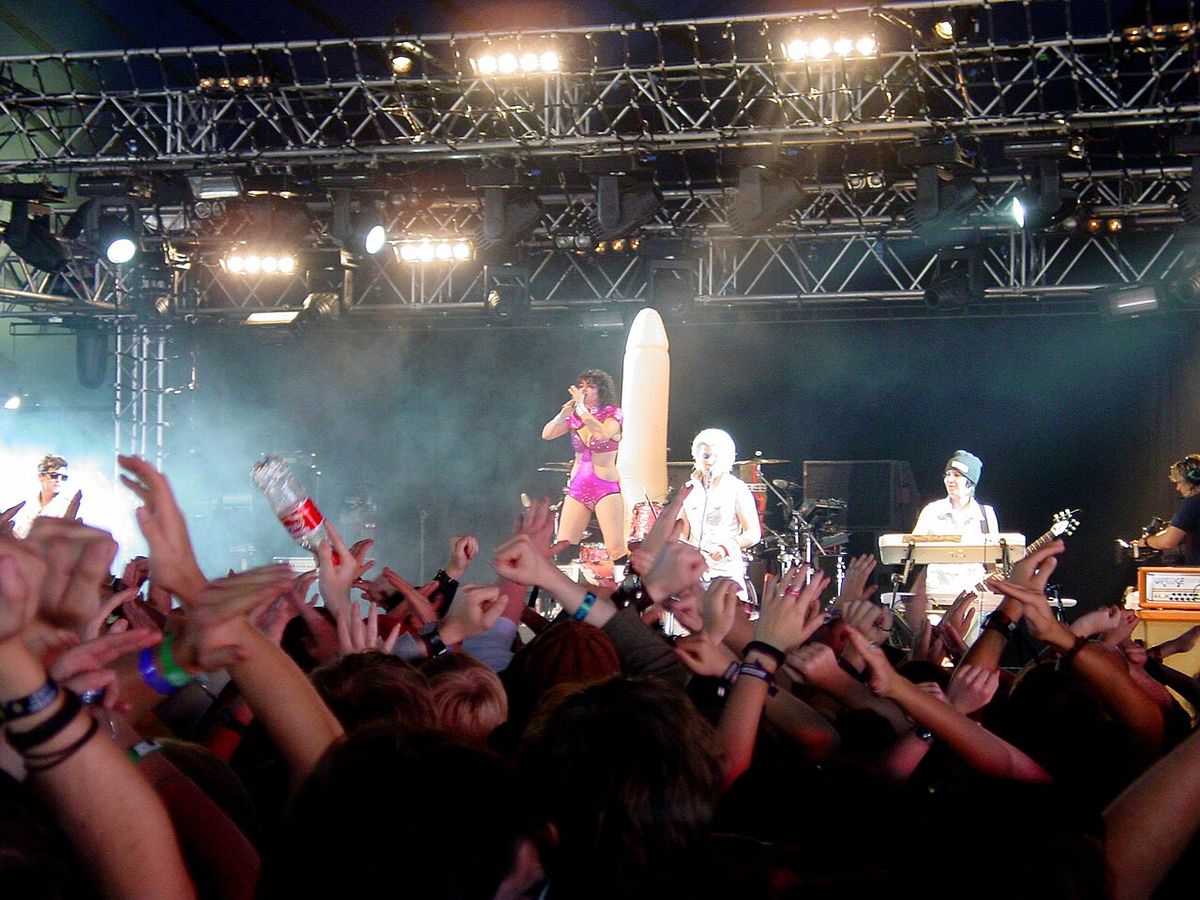 Peaches on the Carling Leeds Festival 2006