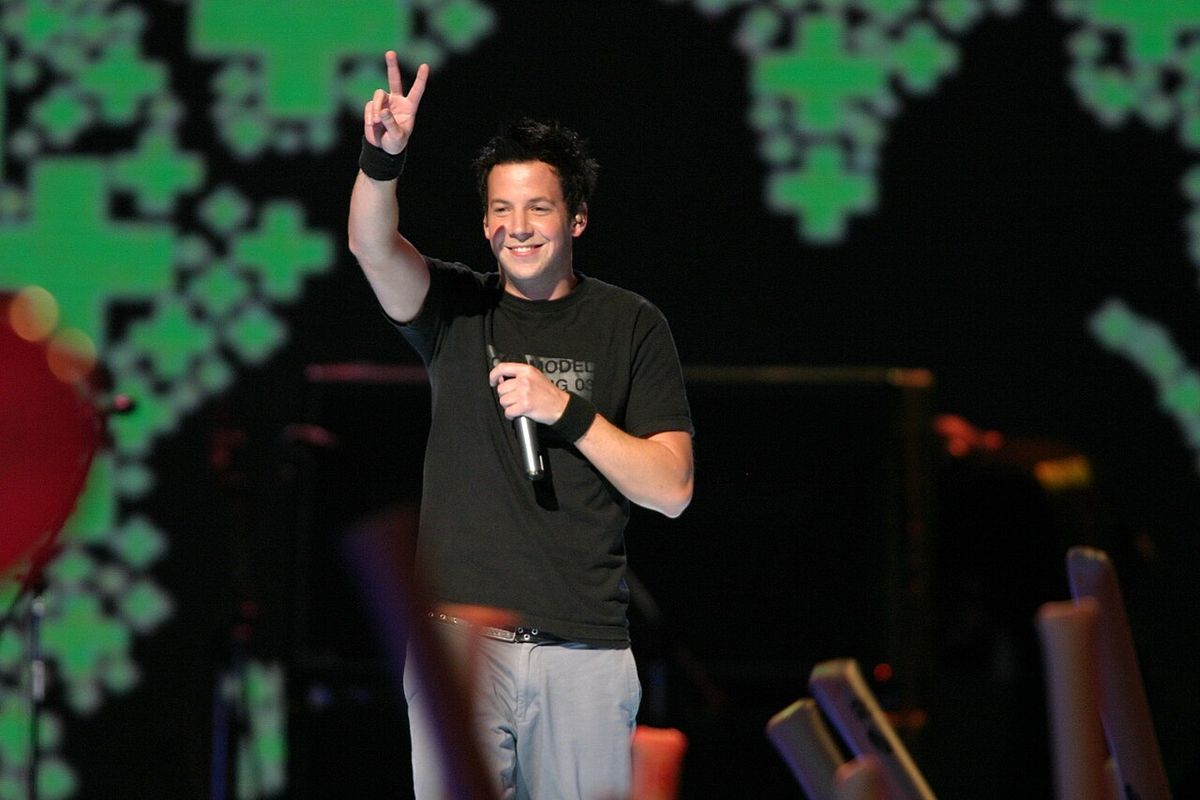 at MTV Asia Aid, Bangkok, Thailand. Pierre Bouvier (né à Montréal, au Québec, le 9 mai 1979) est un chanteur québécois connu pour être le le
